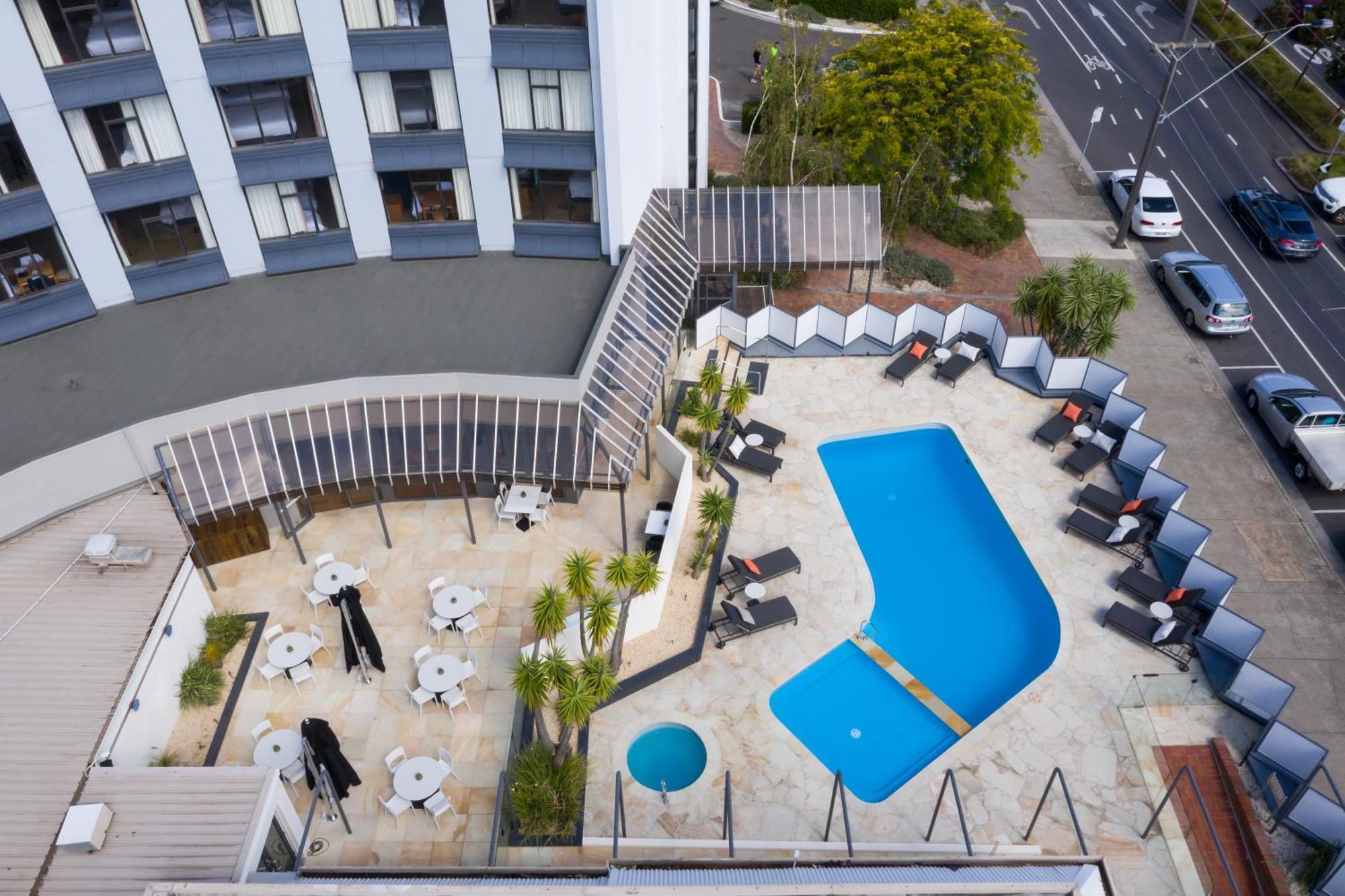 Rydges 4*