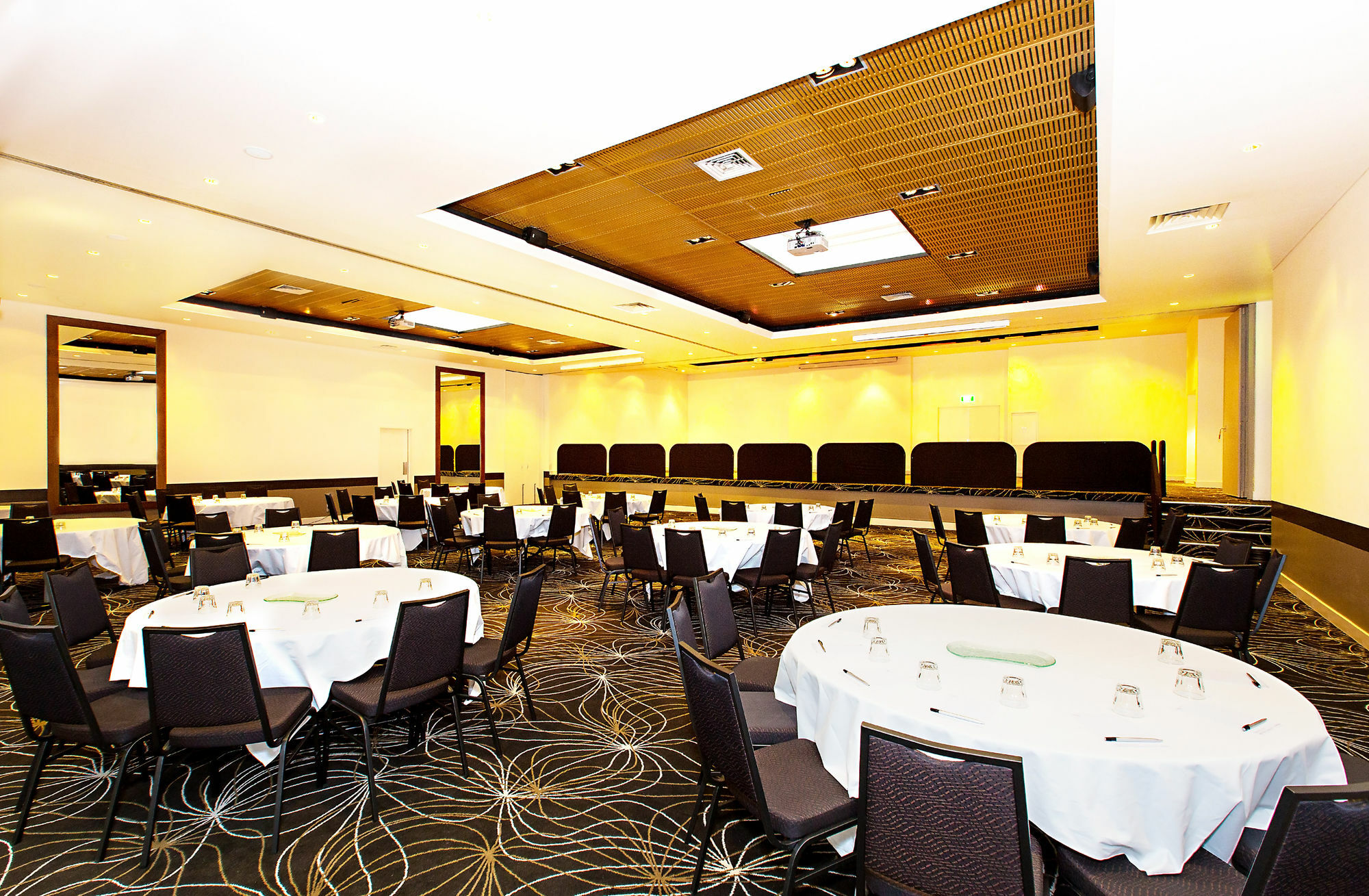 Rydges Hotel